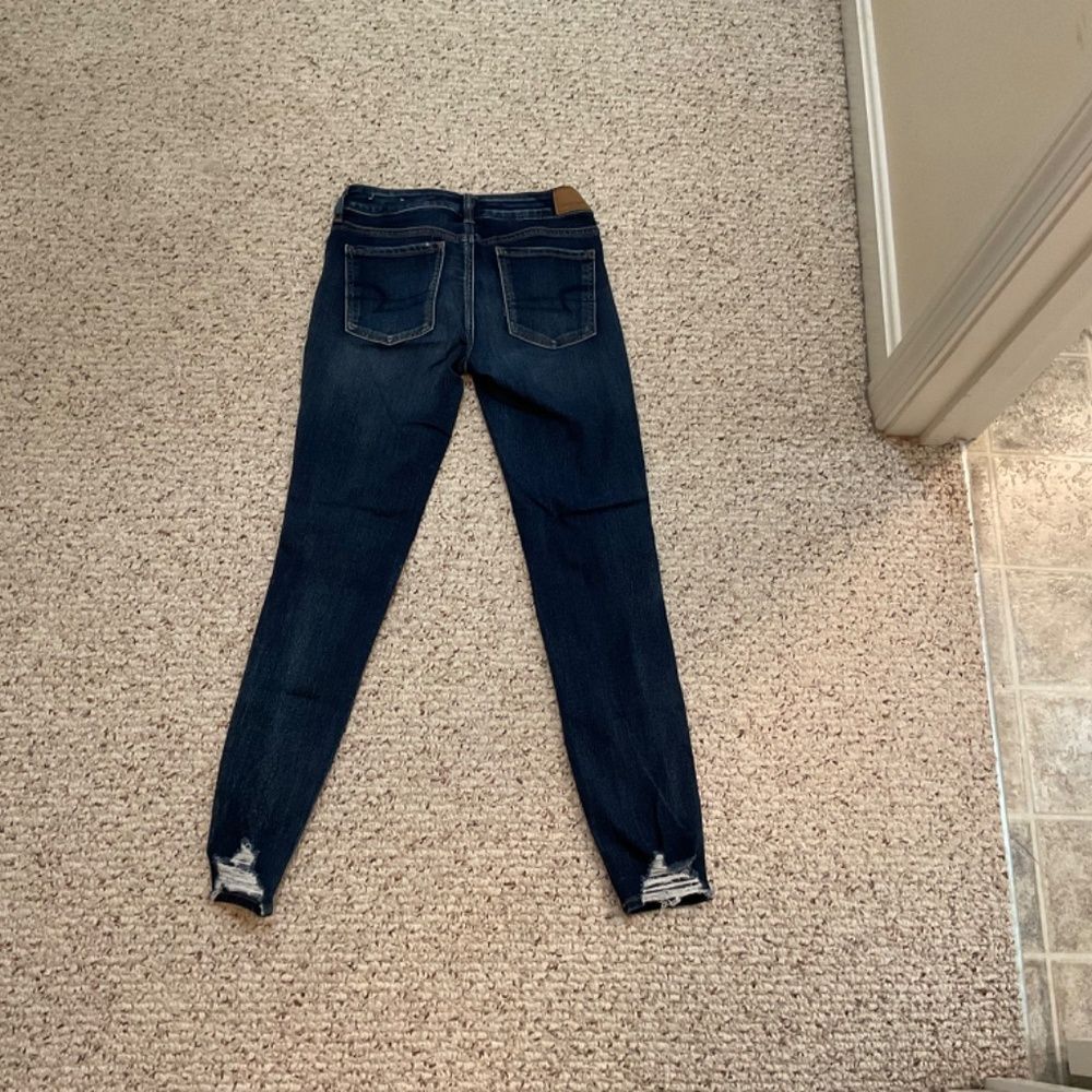 American Eagle super super stretch jegging size 2 US regular dark wash denim - Picture 7 of 7